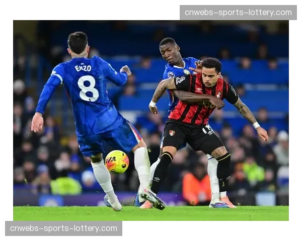 切尔西三球完胜伯恩茅斯，帕尔默上演帽子戏法