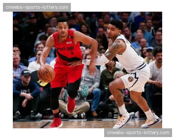 斯特拉斯堡vs兰斯，主队前锋埃梅加头球扳平比分